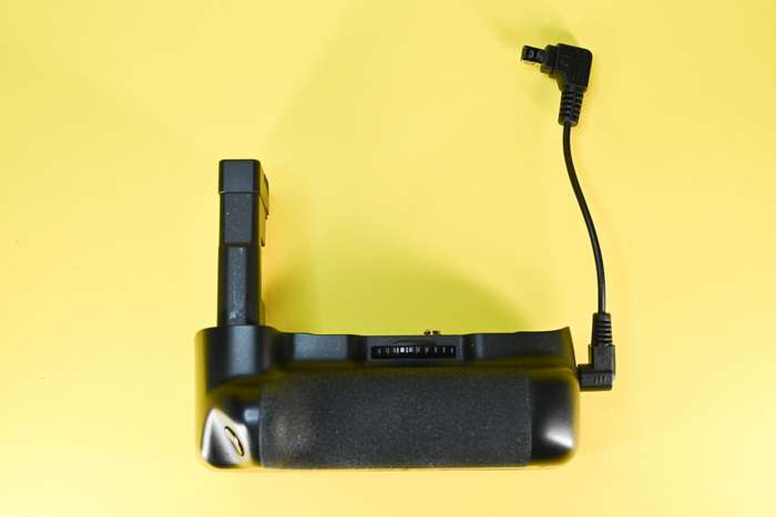 Nikon D5300 + MEIKE bateriový grip MK-D5300 | 5003245