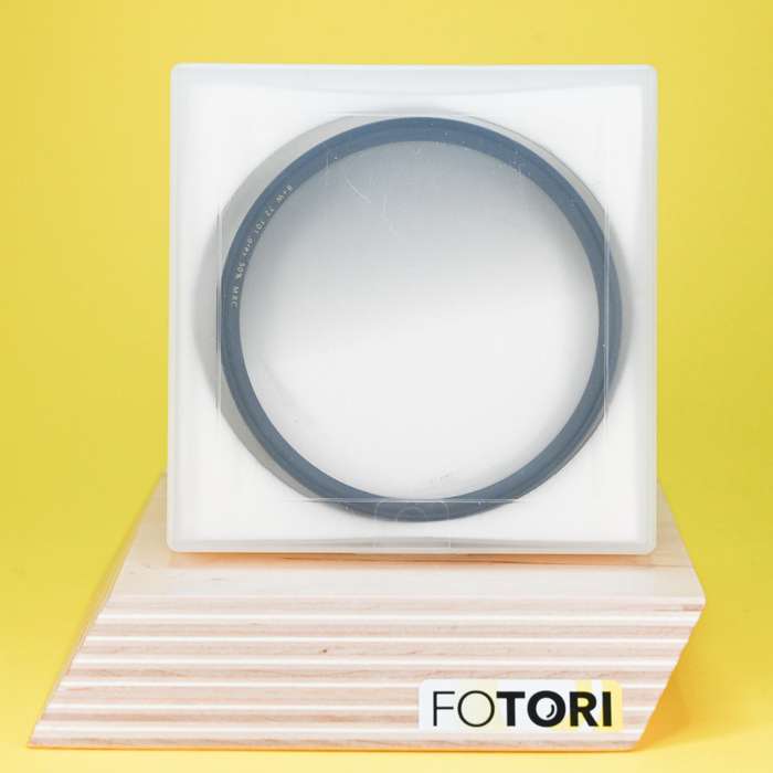 B+W graduální filtr šedý 50% 72mm