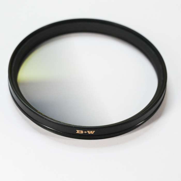 B+W graduální filtr šedý 50% 72mm