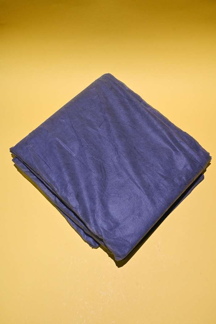 Pozadí průhledně šedé - netkaná textilie