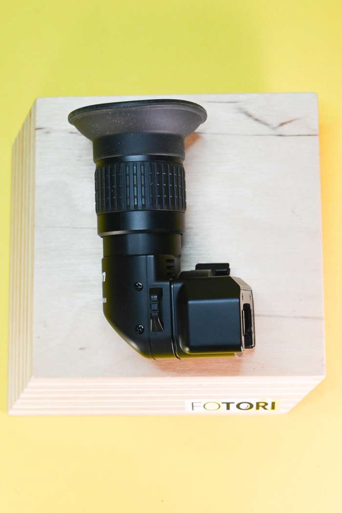 Nikon DR-6 úhlový hledáček