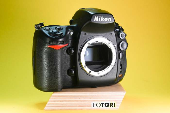 Nikon D700 | 2122140