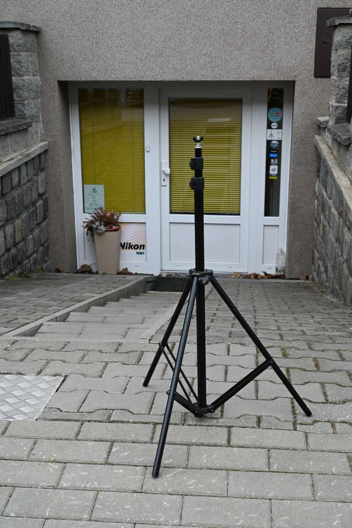 Světelný stativ