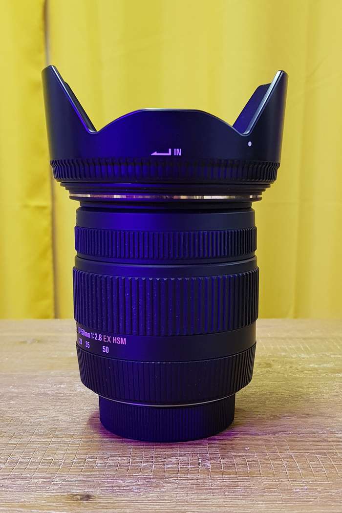Sigma 17-50mm f/2,8 EX DC OS HSM pro Nikon + UV filtr