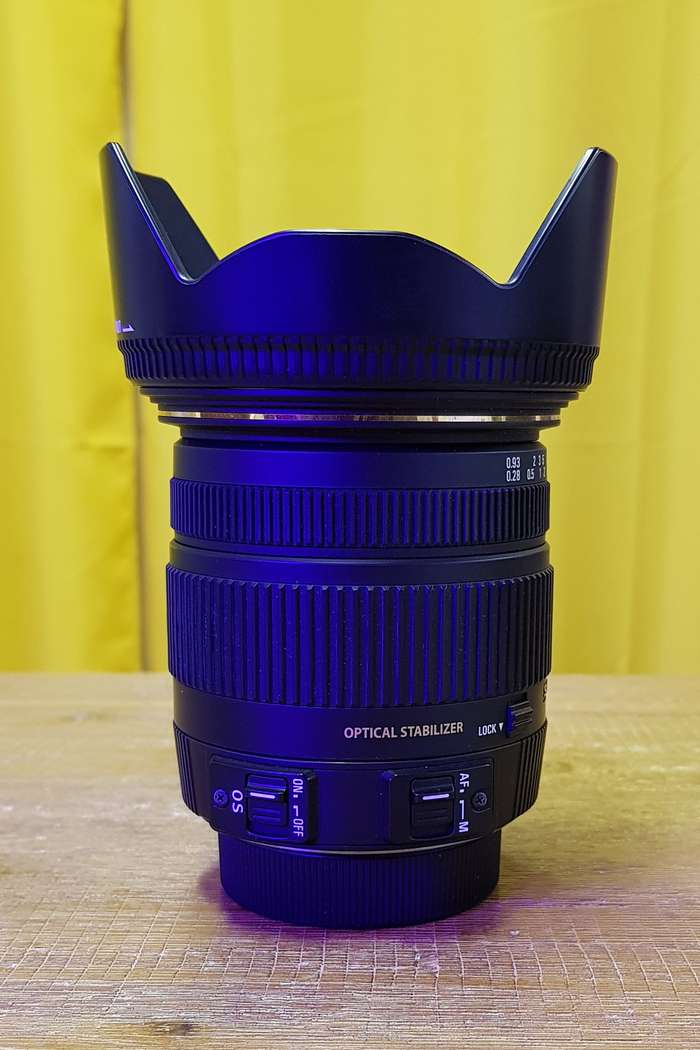 Sigma 17-50mm f/2,8 EX DC OS HSM pro Nikon + UV filtr