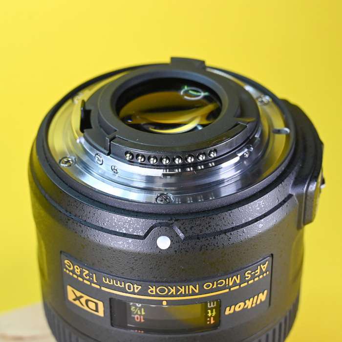 Nikon 40 mm f/2,8 AF-S G DX Micro | 2110428