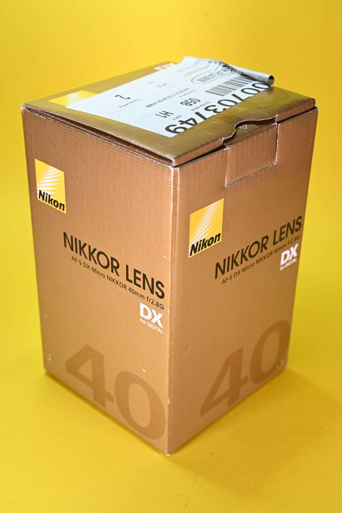 Nikon 40 mm f/2,8 AF-S G DX Micro | 2110428