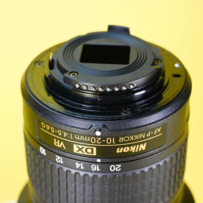 Nikon 10-20mm f/4.5-5.6 G AF-P DX VR | 246537