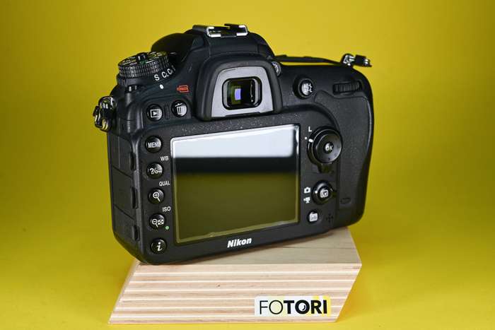 Nikon D7100 | 4321102