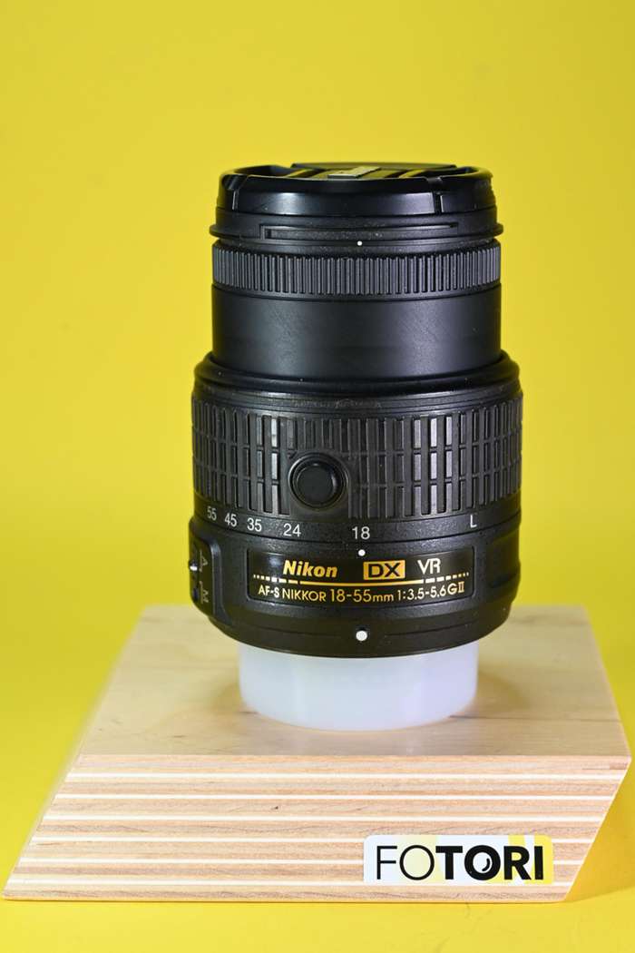 Nikon 18-55mm f/3,5-5,6 G VR II AF-S DX | 21914250