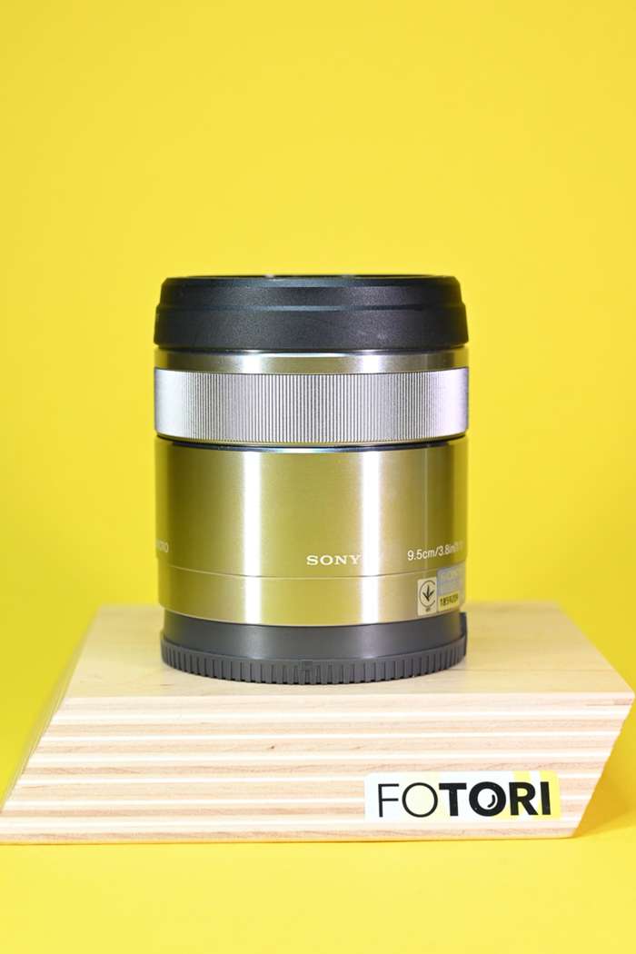 Sony 30 mm f/3,5 Macro SEL | 1859209