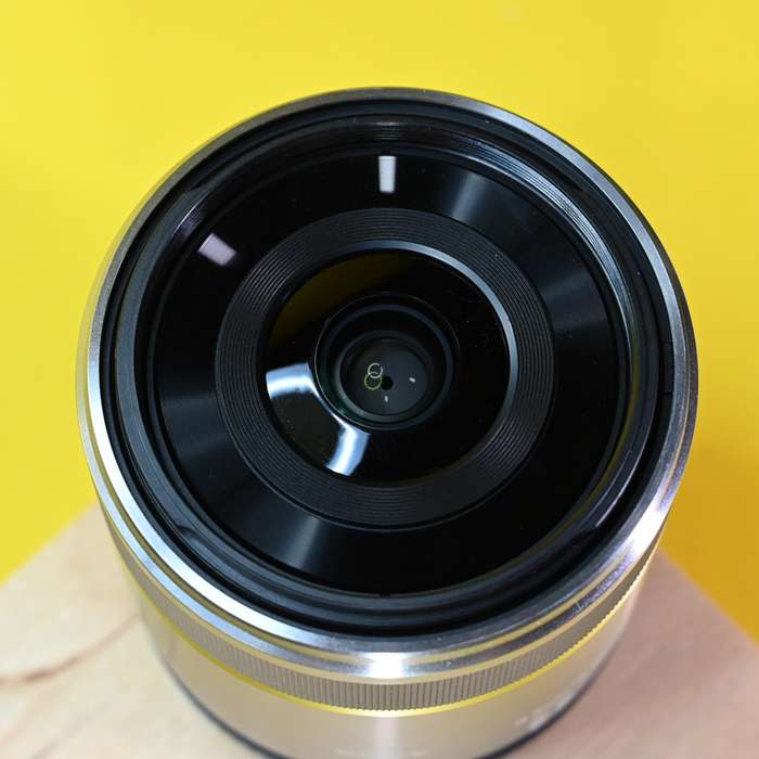 Sony 30 mm f/3,5 Macro SEL | 1859209