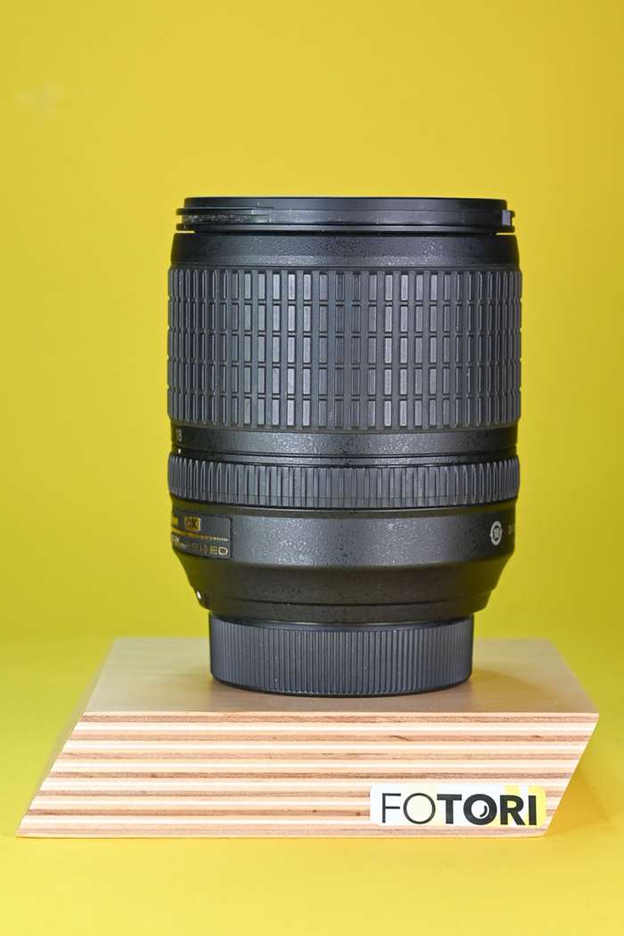 Nikon 18-105mm f/3,5-5,6 AF-S DX G ED VR | 38548234