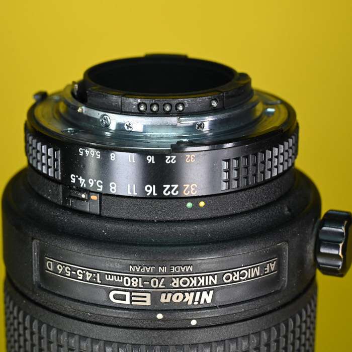 Nikon 70-180mm F 4,5-5,6 AF MICRO NIKKOR D ED s HB-14 | 216114