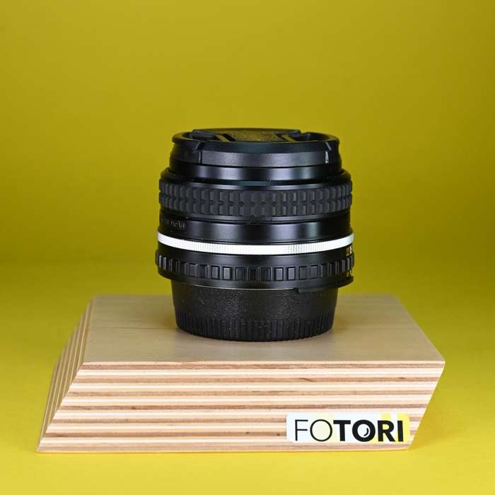 Nikon 28mm f/2.8 Series E | 2125725