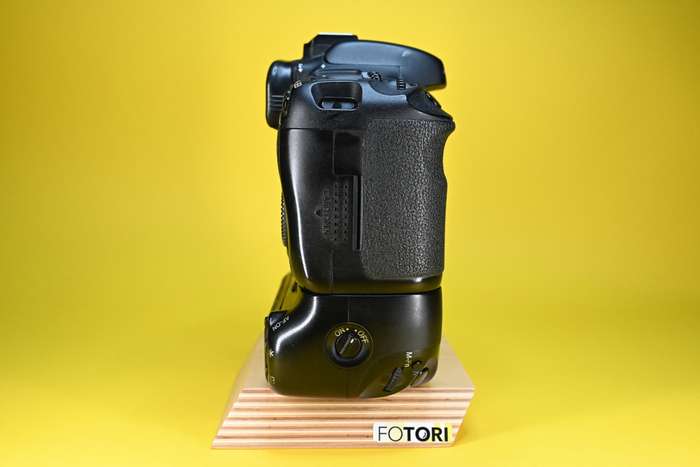 Canon EOS 7D + Bateriový grip Phottix BG-7D | 2481233148