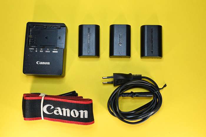 Canon EOS 7D + Bateriový grip Phottix BG-7D | 2481233148