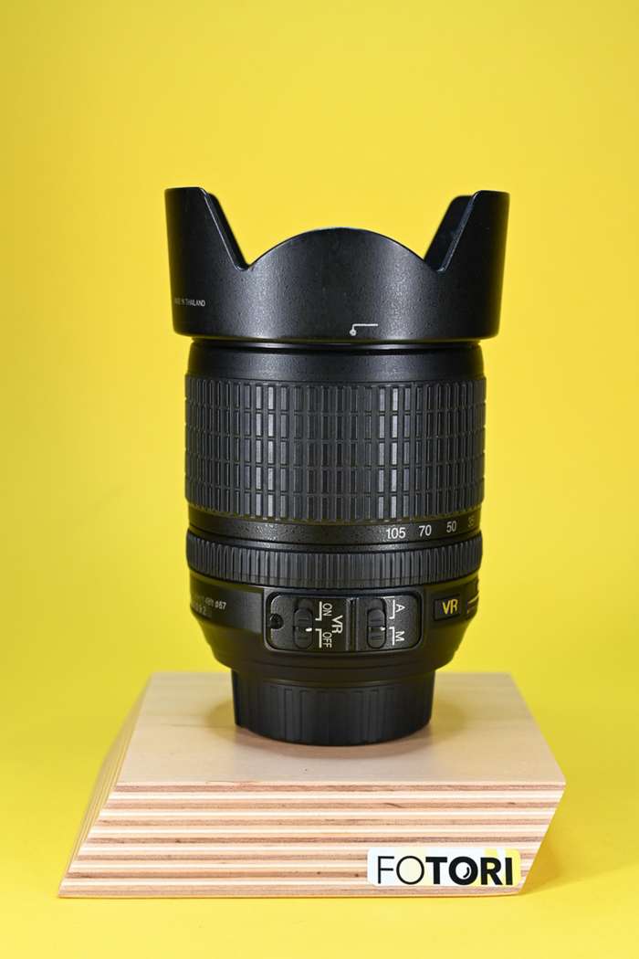 Nikon 18-105mm f/3,5-5,6 AF-S DX G ED VR | 42867092