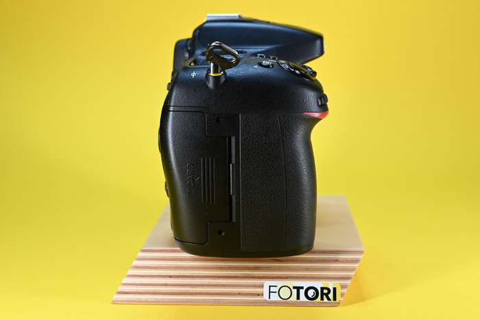 Nikon D7100 + silikonové pouzdro | 4553780