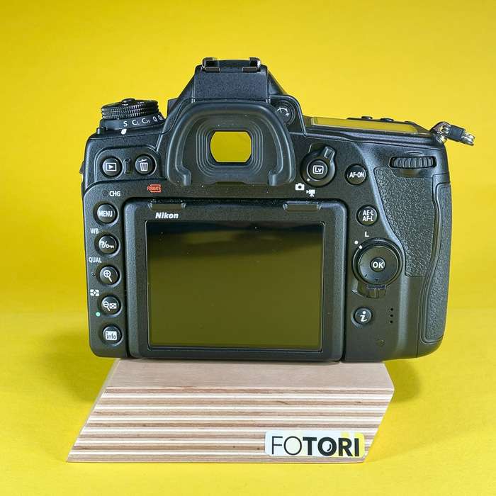 Nikon D780 | 6005328