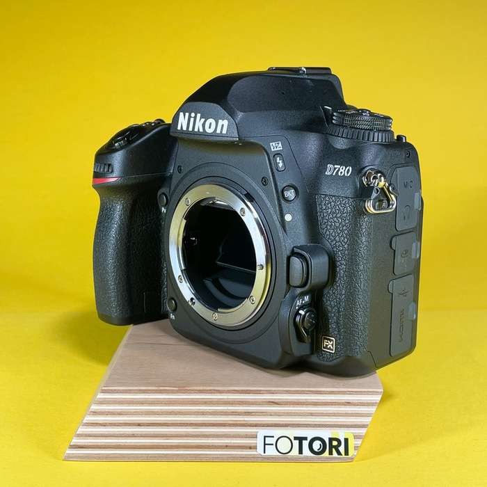 Nikon D780 | 6005328