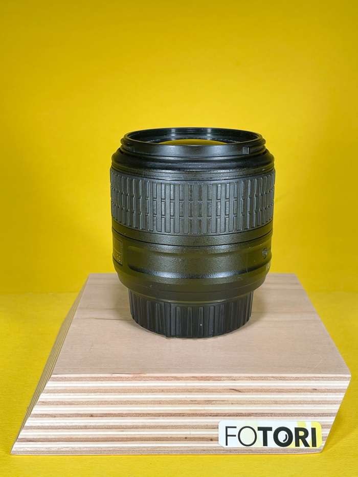 Nikon 18-55mm f/3,5-5,6 G VR II AF-S DX | 22858713