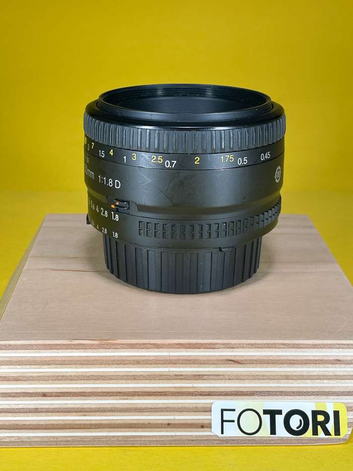 Nikon 50 mm f/1,8 AF NIKKOR D | 631692