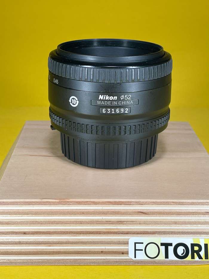 Nikon 50 mm f/1,8 AF NIKKOR D | 631692