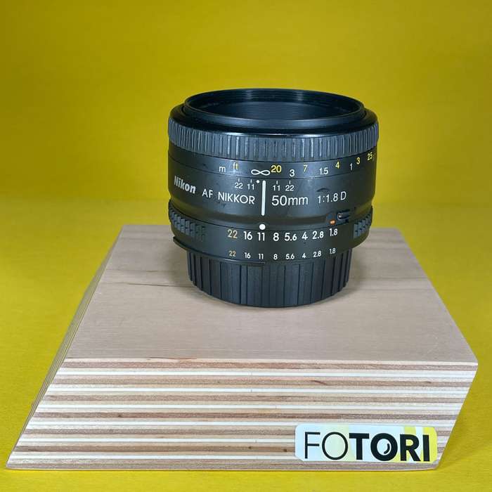 Nikon 50 mm f/1,8 AF NIKKOR D | 631692