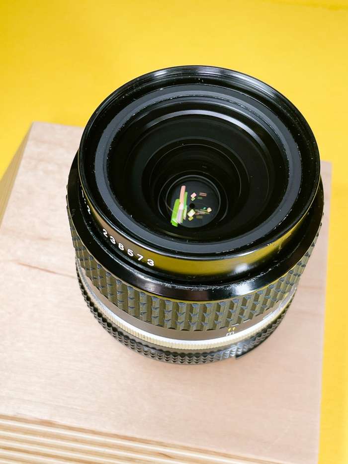 Nikon 24mm f/2 | 238573