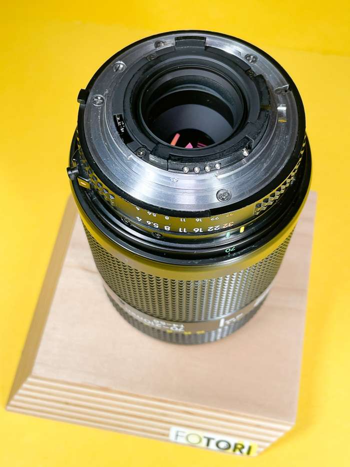 Nikon 70-210mm F/4-5,6 AF NIKKOR D A | 2431184