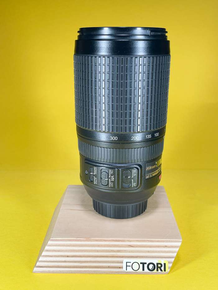 Nikon 70-300mm f/4,5-5,6 G AF-S IF-ED VR | 2053263