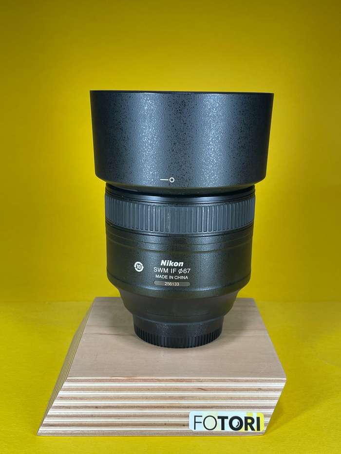 Nikon AF-S 85mm F/1,8 G | 256133