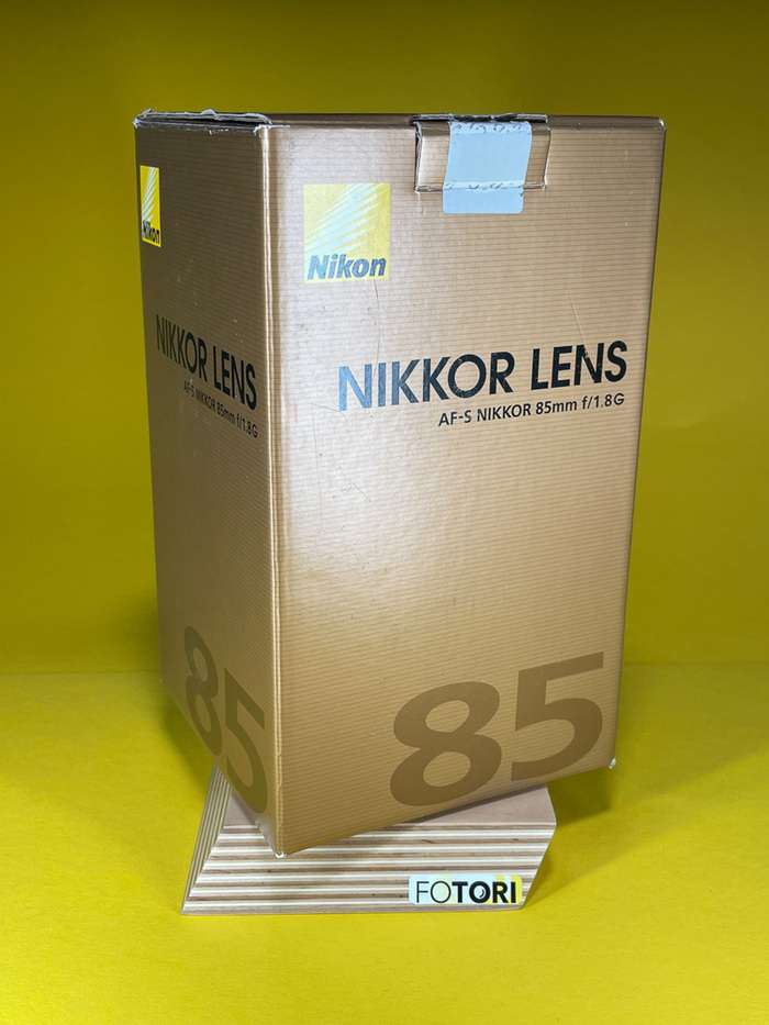 Nikon AF-S 85mm F/1,8 G | 256133