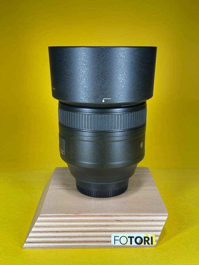 Nikon AF-S 85mm F/1,8 G | 256133