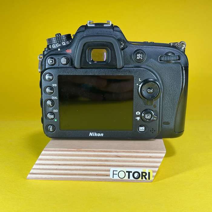 Nikon D7100 | 4818454
