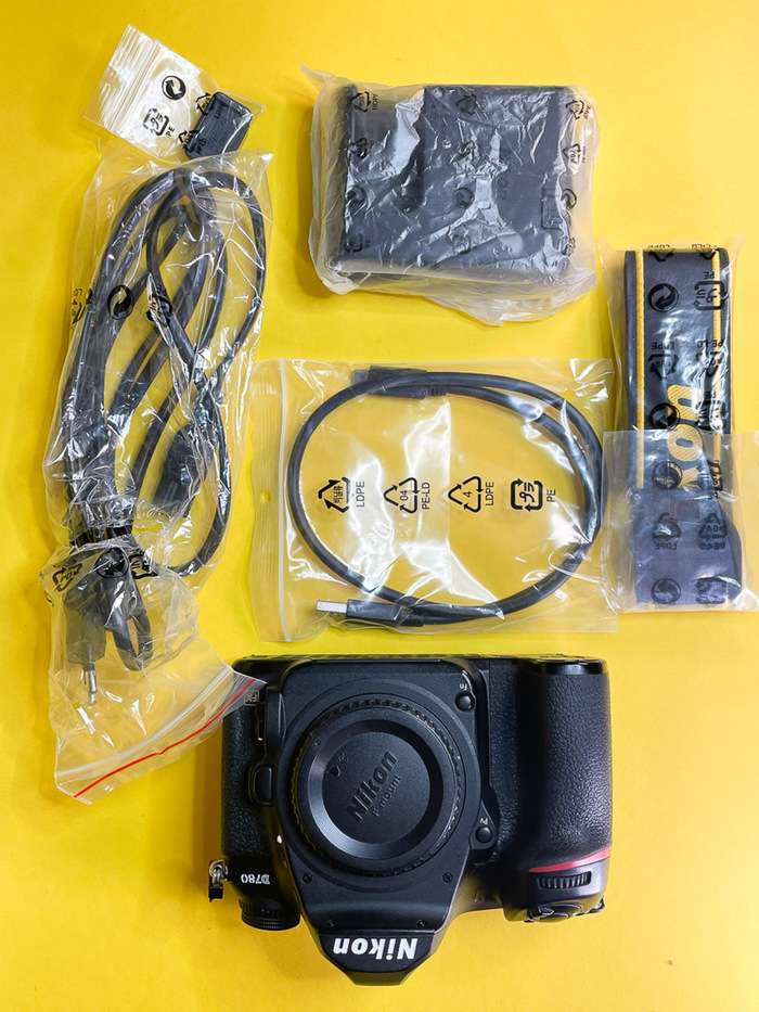 Nikon D780 | 7204457