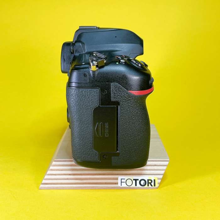 Nikon D780 | 7204457