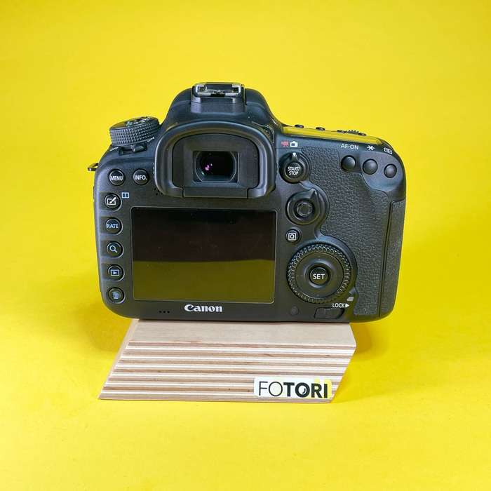 Canon EOS 7D Mark II + 2x neorigo baterie + CF 64 GB | 53021006349