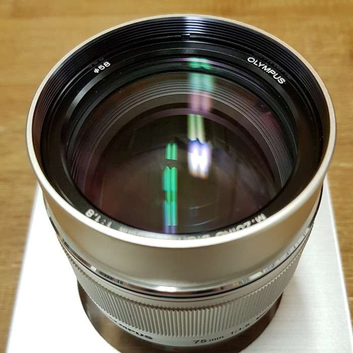 Olympus M.ZUIKO ED 75mm f/1,8