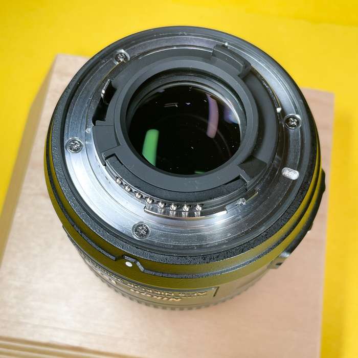 Nikon 35mm f/1,8 AF-S G DX | 2422955