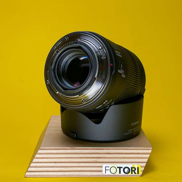 Set Canon EOS R + RF 24-105 mm f/4-7,1 IS STM + grip BG-E22