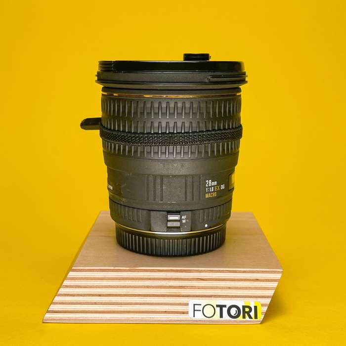 Sigma 28mm f/1,8 EX DG ASPHERICAL MACRO pro Canon | 1001360