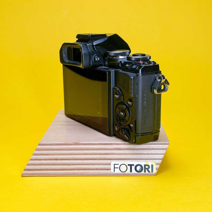 Set Olympus OM-D E-M10 + M.Zuiko 14-42 mm f/3,5-5,6 II R | v5ng20343