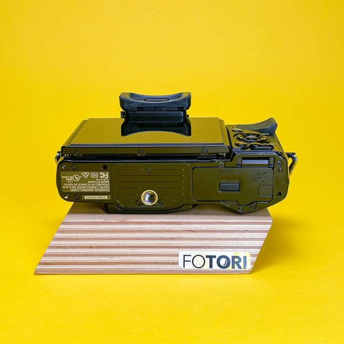 Set Olympus OM-D E-M10 + M.Zuiko 14-42 mm f/3,5-5,6 II R | v5ng20343