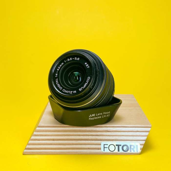 Set Olympus OM-D E-M10 + M.Zuiko 14-42 mm f/3,5-5,6 II R | v5ng20343