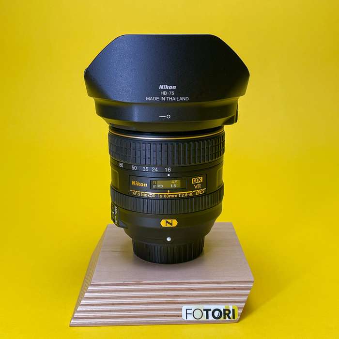 Nikon 16-80 mm f/2,8-4,0E AF-S DX ED VR I 275206