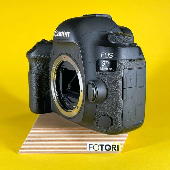 Canon EOS 5D Mark IV | 433038000813