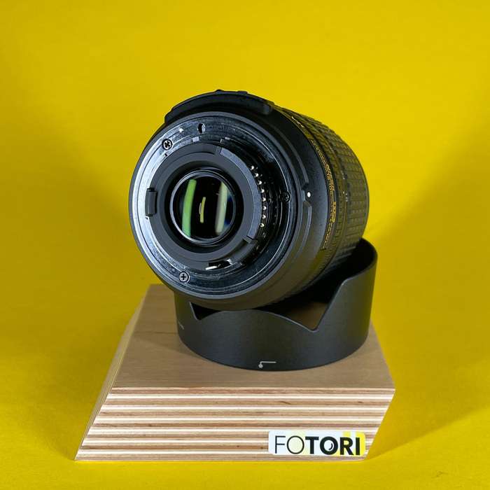 Nikon 18-105 mm f/3,5-5,6 AF-S DX G ED VR | 42898054