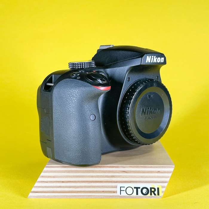 Nikon D3400 | 6192205